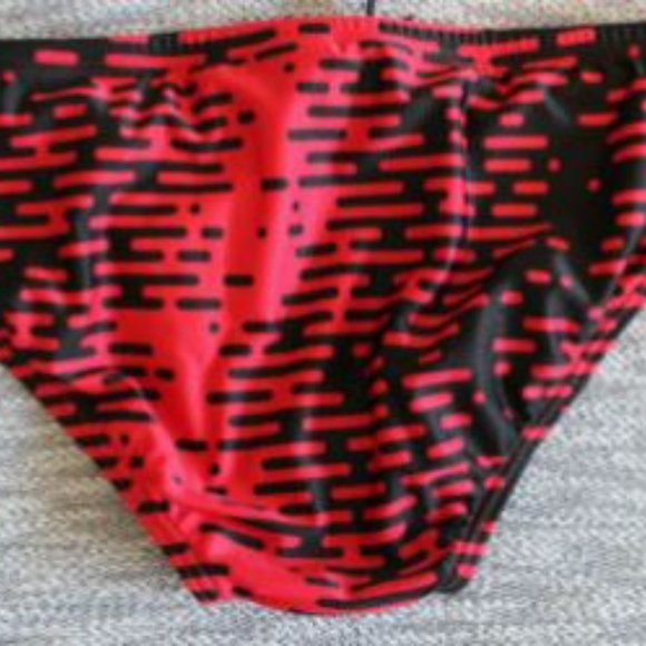 CLEARANCE!! 🆕 Speedo NWOT Men’s Brief Swimsuit. Size 32. #82 - Picture 4 of 8